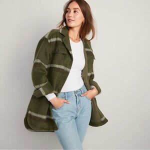 Old Navy Printed Flannel Long Utility in Olive Stripe Shacket Women’s Size XS